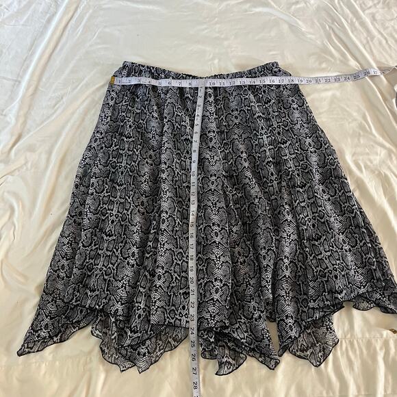 Vtg Y2K 2000s Black Snakeskin Asymmetrical Hem Skirt Sz L Punk Fairy Grunge - Picture 7 of 7